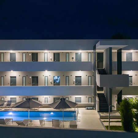 Live The Luxe Apartment Kallithea  Екстериор снимка